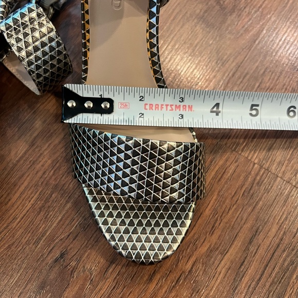 NWT - Karl Lagerfeld - Black and White Patterned Heels - Picture 16 of 16